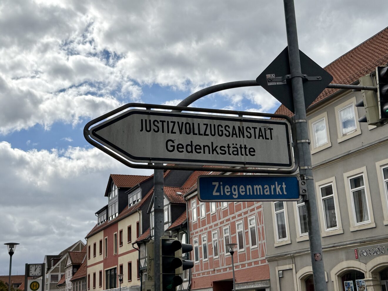 Forschung und Erinnerungsorte zur NS Justiz notwendig